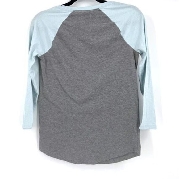 Victoria's Secret Gray & Baby Blue Long Sleeve Baseball Raglan Tee Size XS - Picture 2 of 7